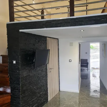 Hukanovic * בוסנסקה קרופה