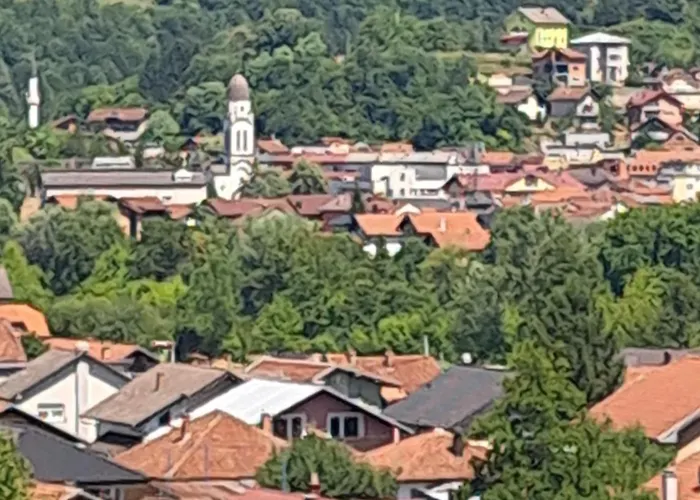 Hukanovic ボサンスカ・クルパ